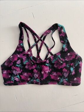 Lululemon Free To Be Sports Bra